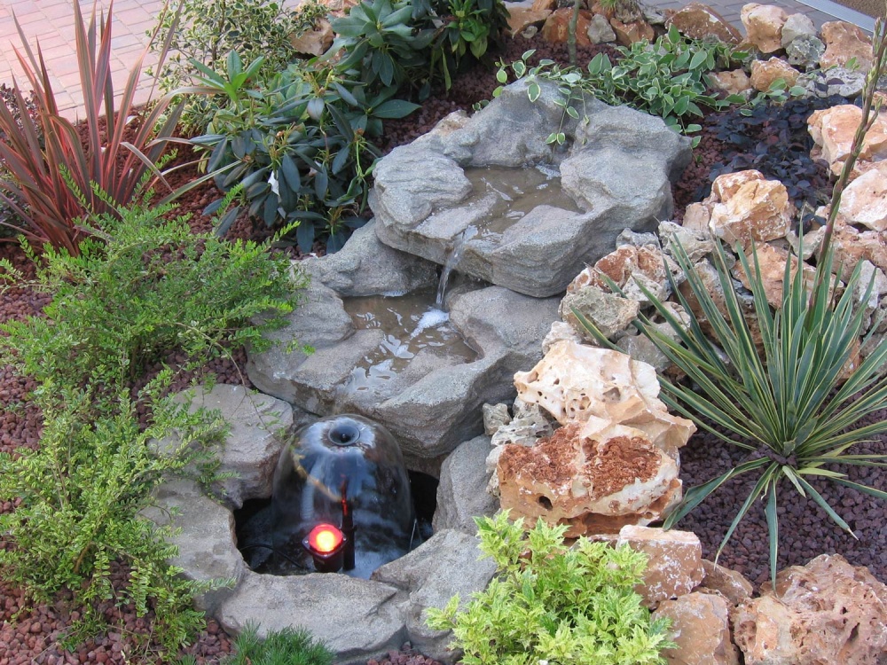 Abbellimento e cura del giardino